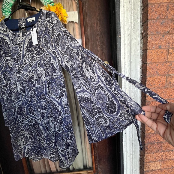 NWT Mini Baby Doll Boho Paisley Dress Flare Bell Sleeves Size M - Picture 6 of 7